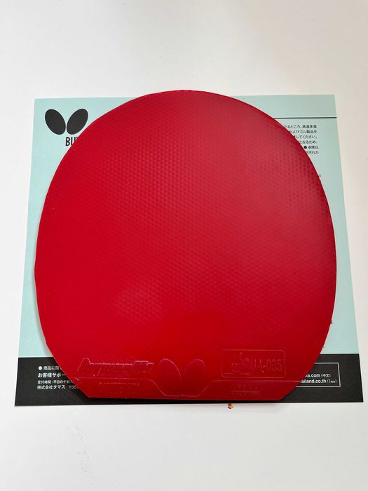 Butterfly Dignics 09C, podkład MAX, kolor czerwony.