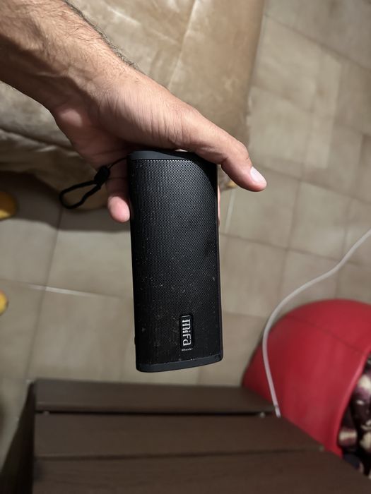 Coluna de som marca Mifa