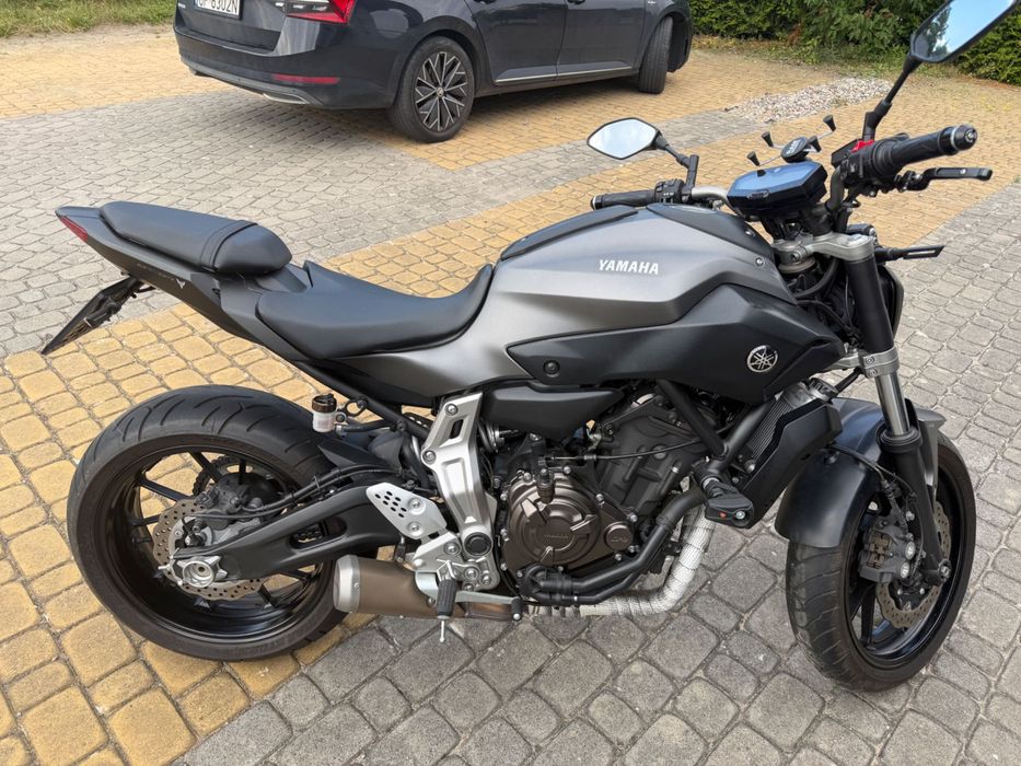 Yamaha mt-07 2016 rok
