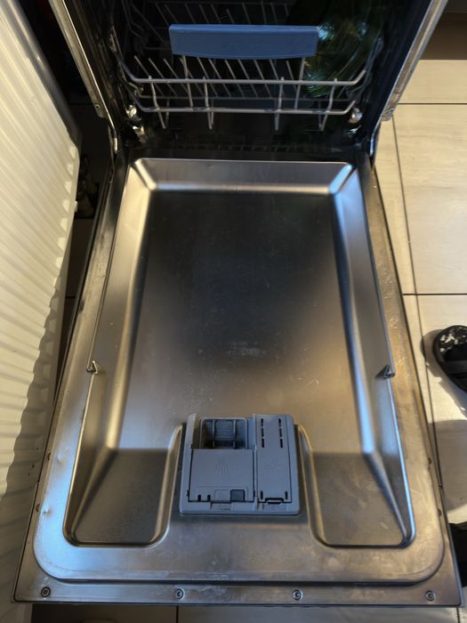 Посудомийна  машина  Bosch 45 см вбудована BOSCH SPV 43 M 10 EU