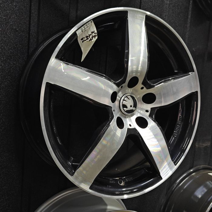 Диски R17 5*112 Volkswagen Passat audi  A6  skoda