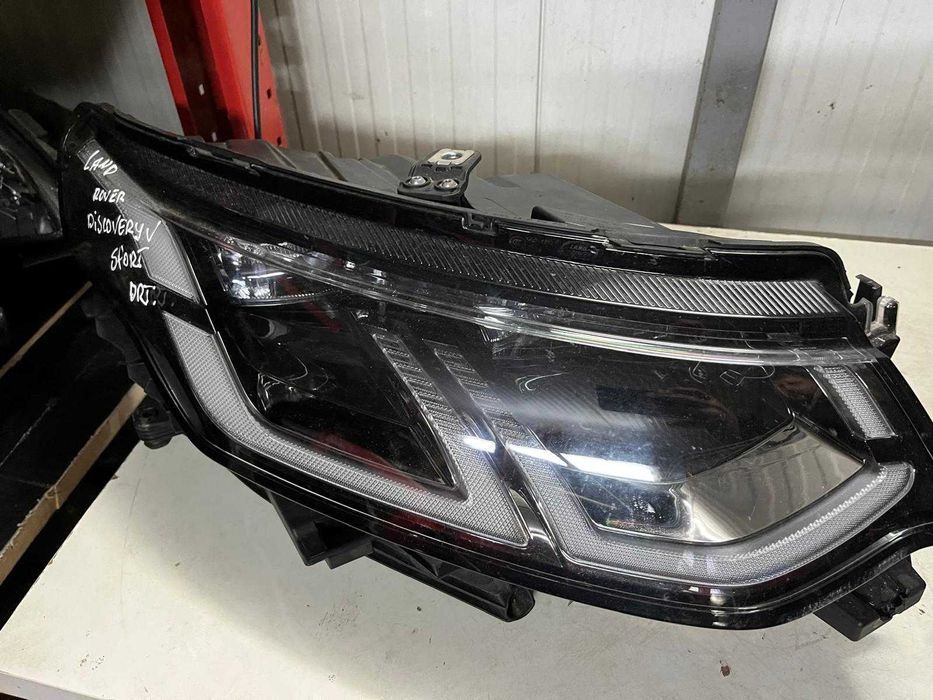 Par de Faróis Land Rover Discovery Sport