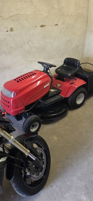 Kosiarka traktorek MTD 76 T z silnikiem Briggs&Stratton o mocy 12.5km