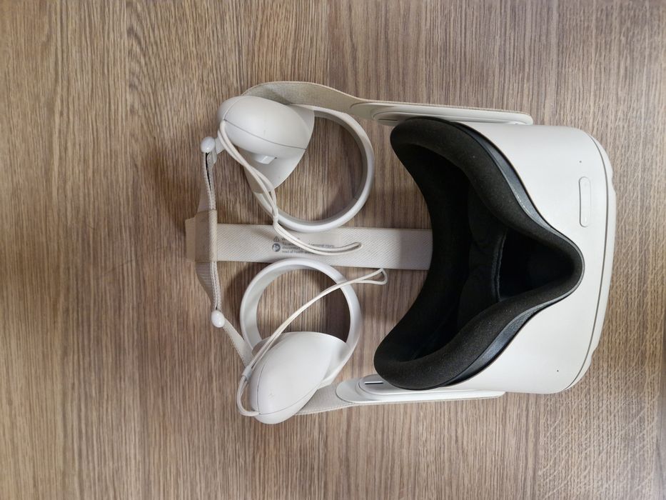 Окуляри віртуальної реальності VR Meta Quest 2(128Gb) з контролерами