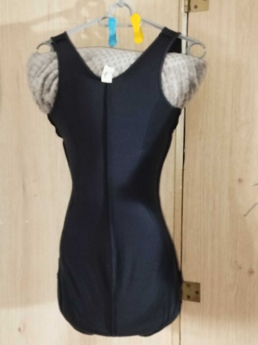 Body korygujące Sweter Nothings.