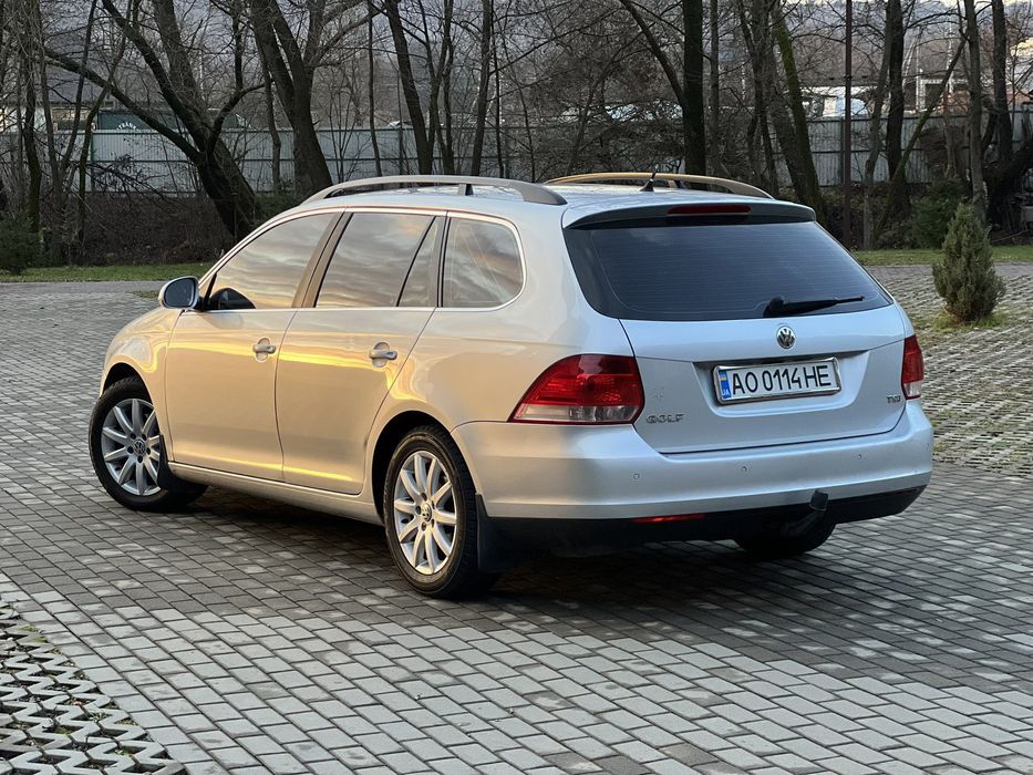 Машинка сімейна шустра