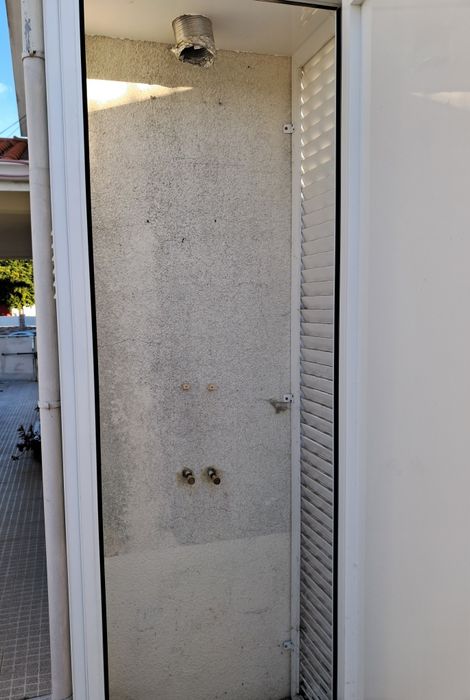 Estrutura Alumínio exterior c/porta