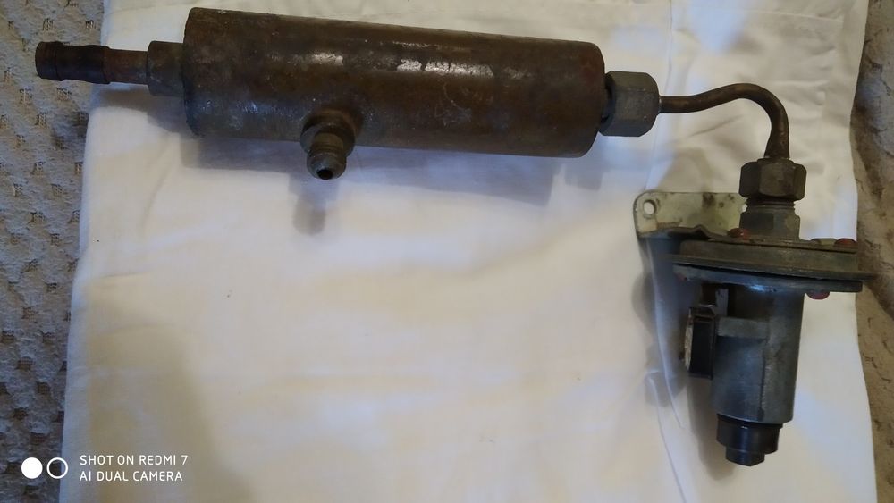 Регулятор давления воздуха.