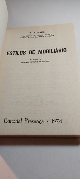 Estilos de Mobiliário - A. Aussel