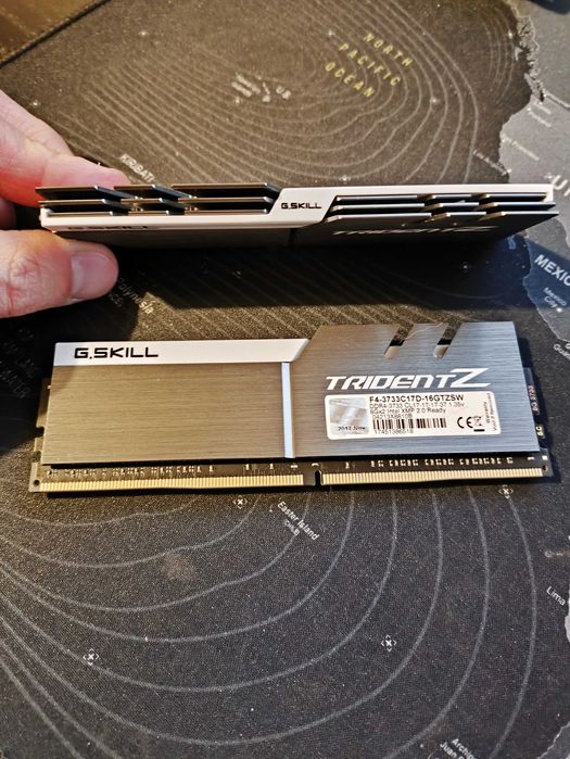 G.Skill Trident Z 2x8GB DDR4-3733 CL17