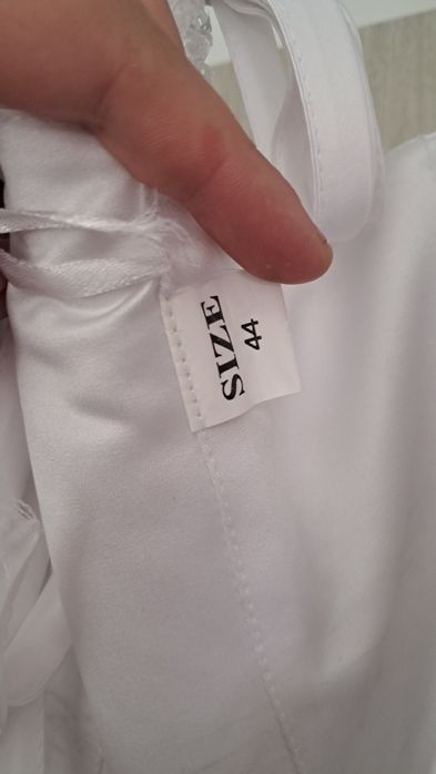 Suknie ślubną 44 rozmiar