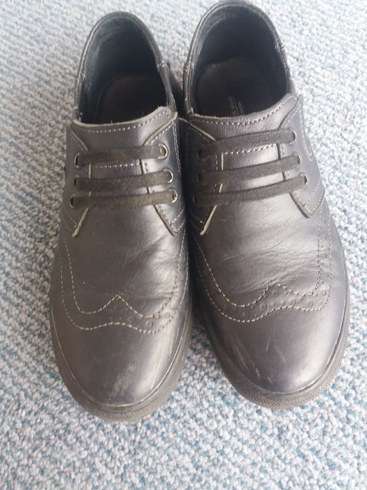 Туфлі на хлопчика 37р.Натуральна шкіра!