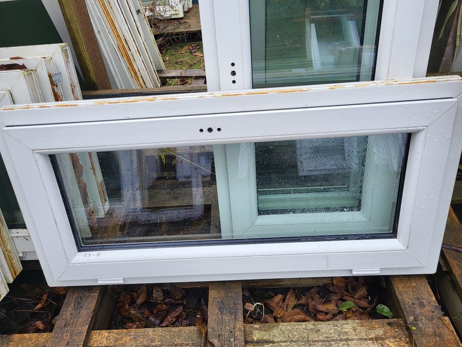 Okna PCV szer 125 x 52 wys
