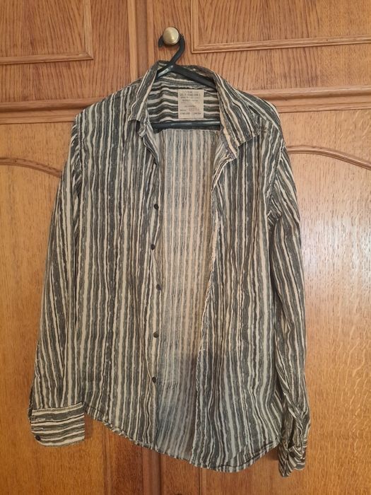 Camisas  em bom estado