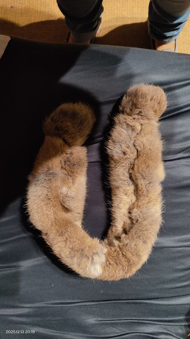 Gola de pele de coelho vintage