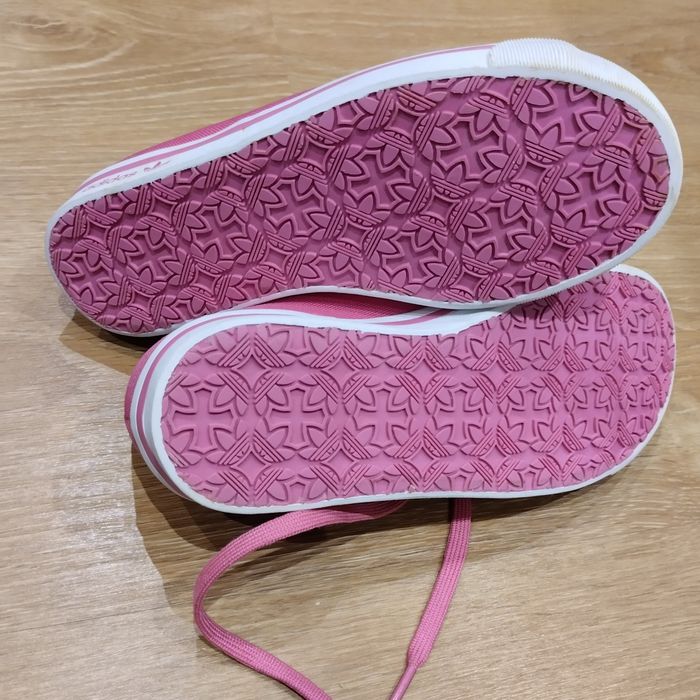 Sapatilhas Adidas Linni Vulc K – Novas com Etiqueta, Tamanho 32