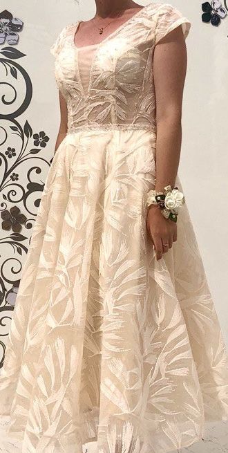 Продається сукня в чудовому стані