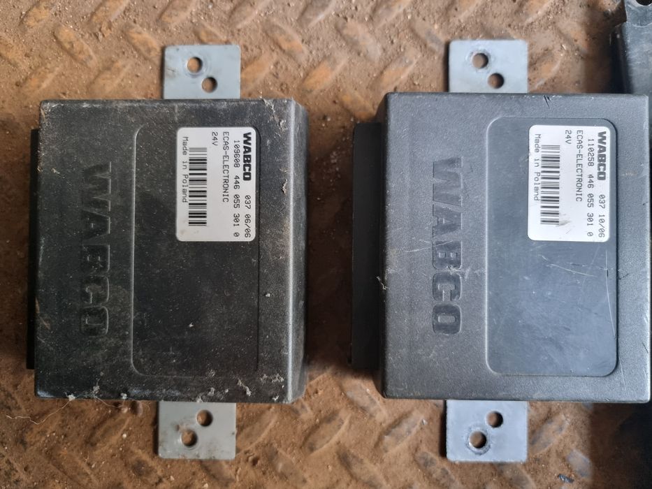 Блок управления пневмоподвеской маз ман даф wabco 446 055 301 0