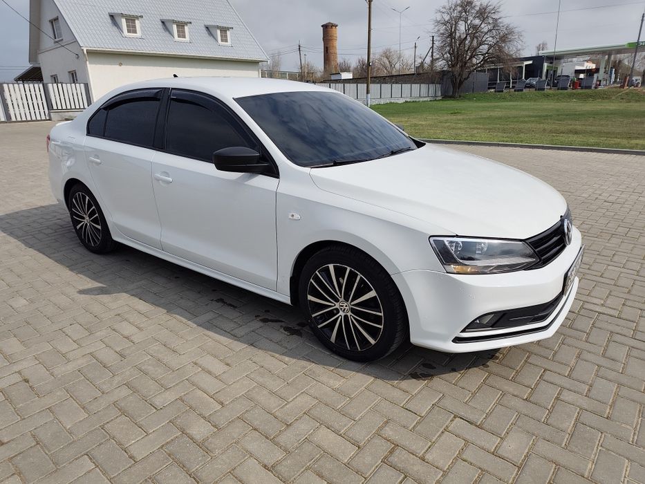 Jetta 2015року 1.8tsi
