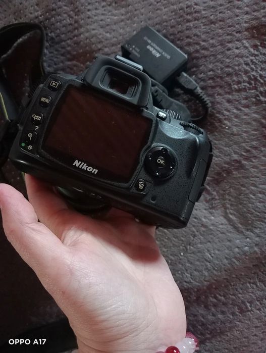 Nikon D60 com Lente VR, Carregador e Bolsa