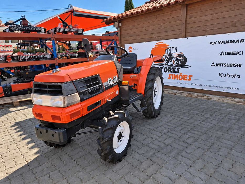 CAMPANHA - Trator Kubota GL23 | [4x4] | Direção Assistida | 4 Pneus Novos
