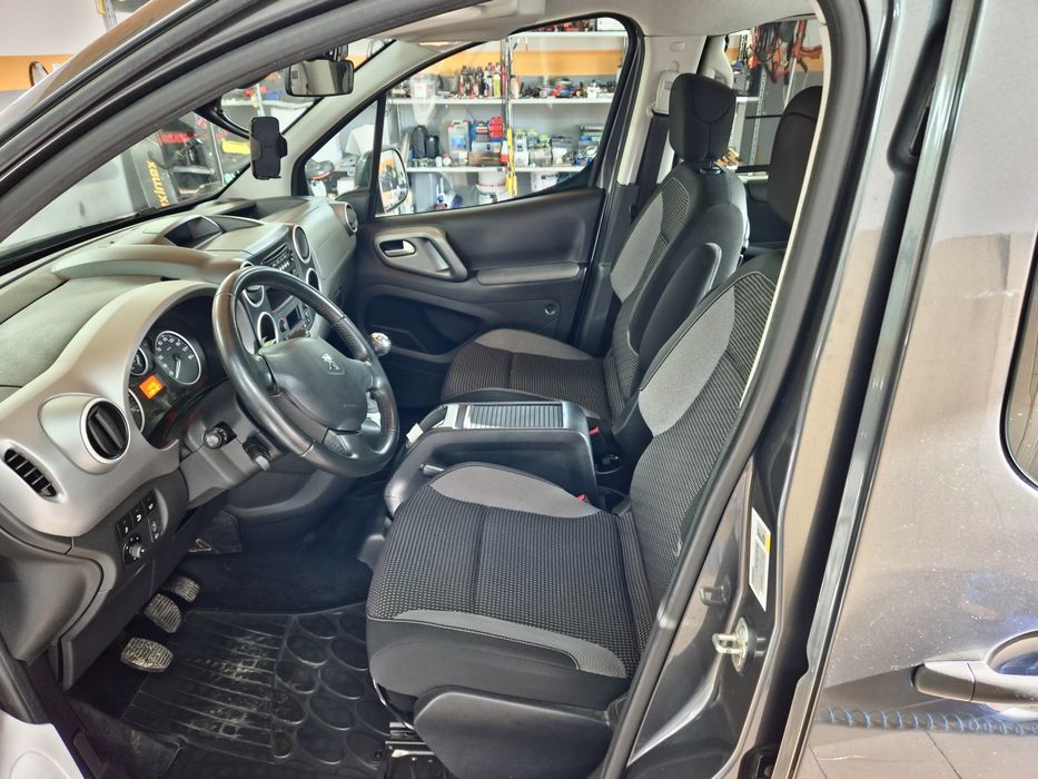 Peugeot Partner Tepee BluHdi