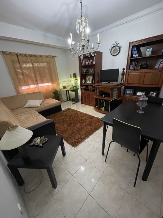 Queijas Moradia c terreno 421m2 Oeiras