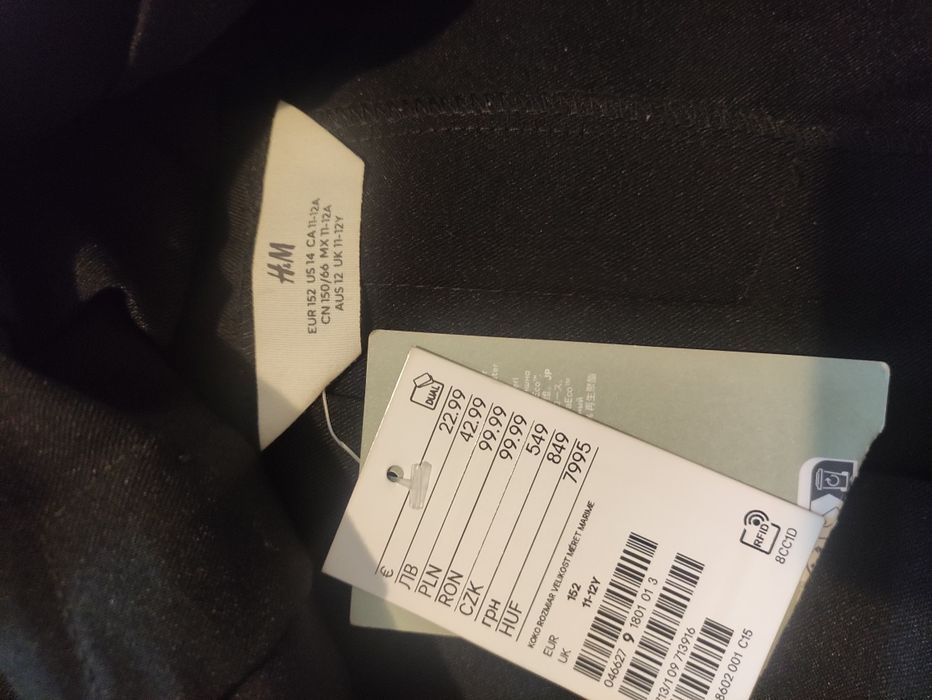 Spódniczka H&M 152 plisowana czarna nowa z metką