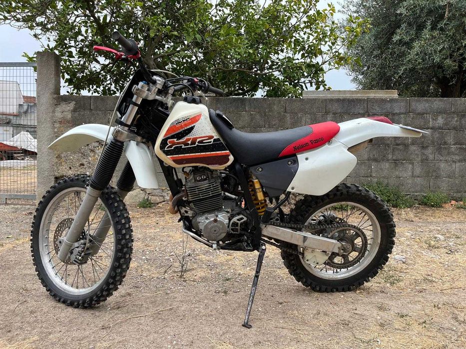 Honda XR 250 (ano 2000)