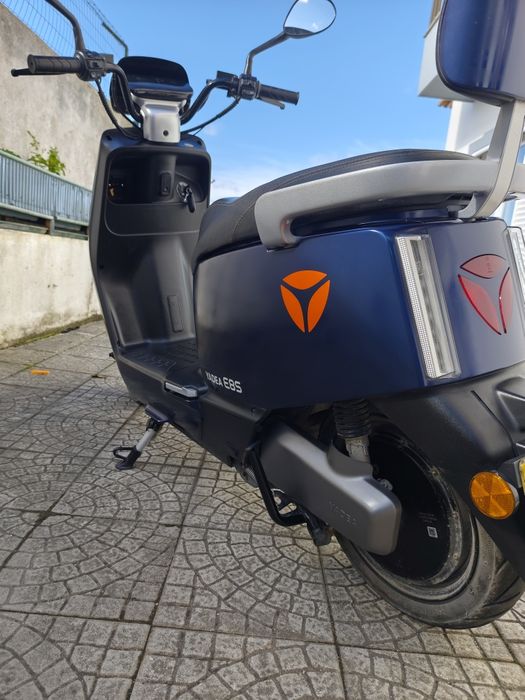 Moto elétrica seminova