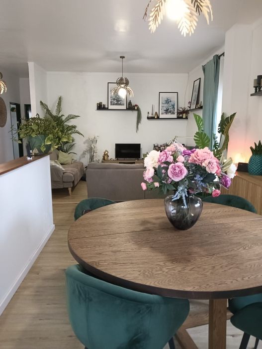 Casa T3 + T2 em Óbidos/Usseira