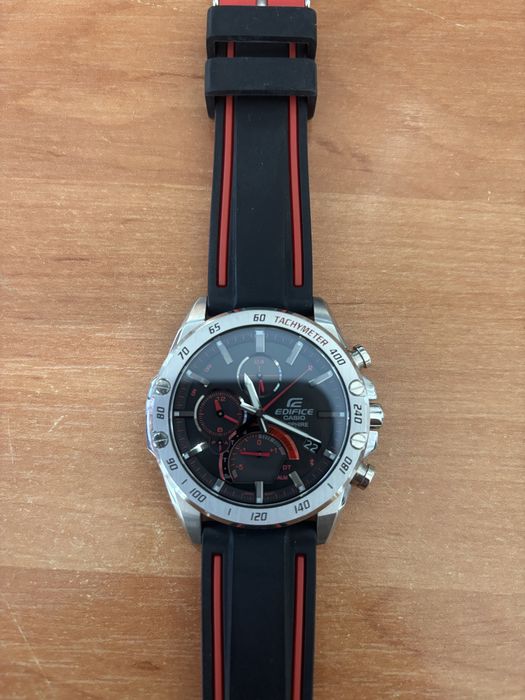 Часы мужские Casio EQB-1000XD-1AER