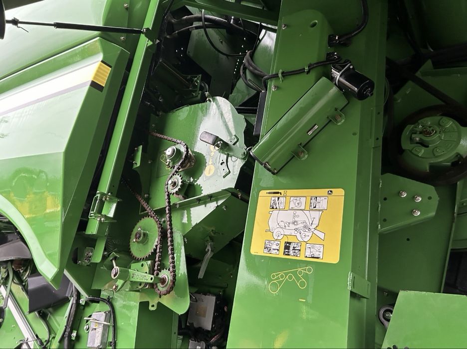 John Deere S680