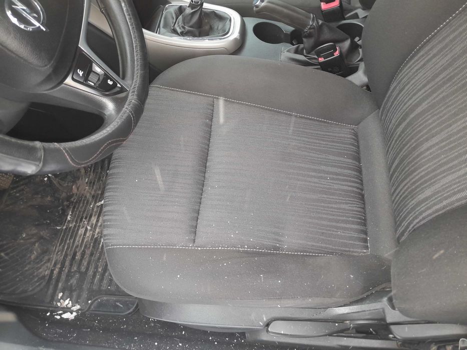 Автомобіль опель