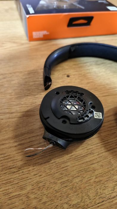 Bluetooth наушники jbl