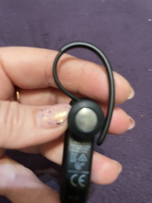 Продам моногарнітура Jabra Talk 5 чорного кольору.