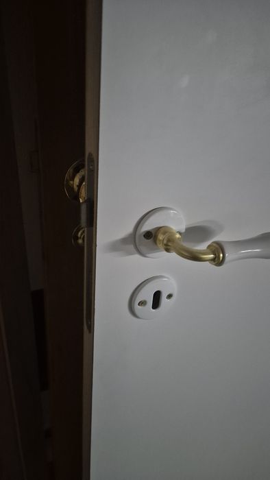 Porta branca interior