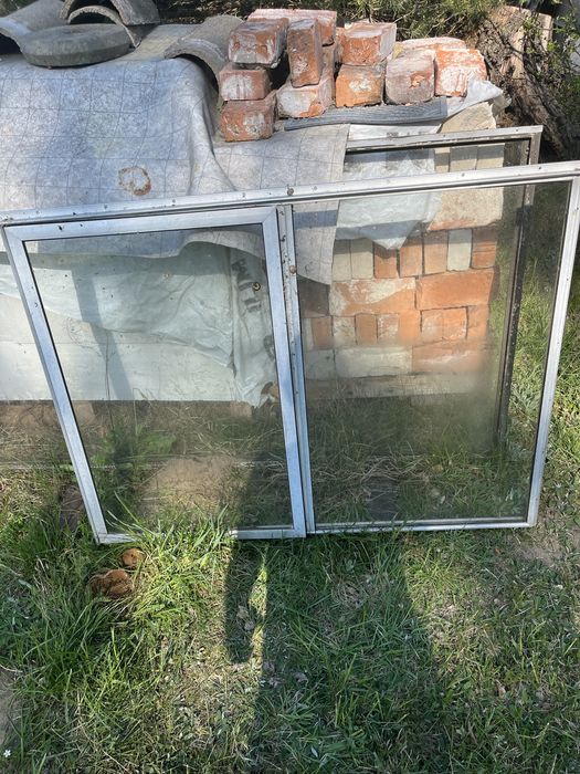 Okna, szyby, aluminiowa rama