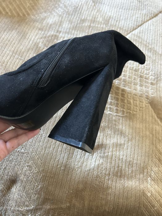 Botas pretas camurca