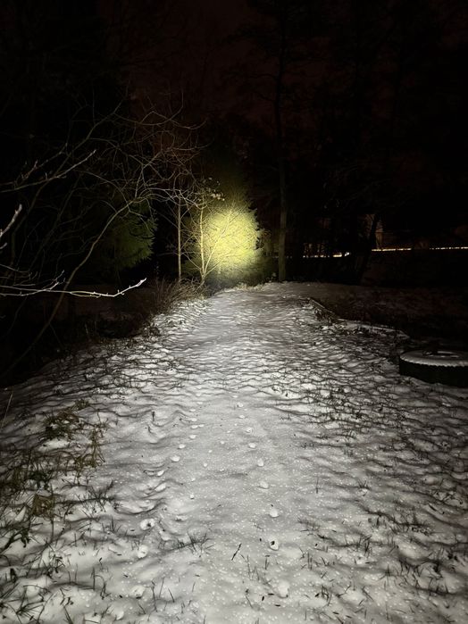 Latarka poręczna Sofirn IF22A 2100lm szperacz 21700  5000mAh