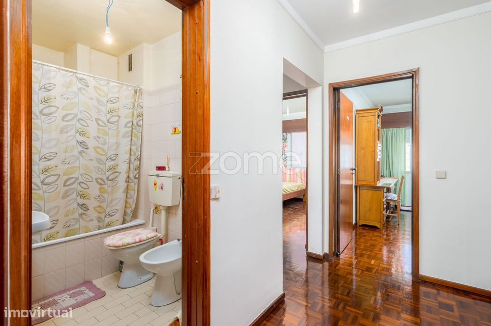 Apartamento T3 em Alfornelos — junto ao Metro