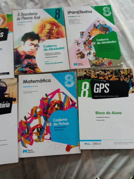 Caderno de atividades 8'ano e 9 'ano -4EUR cada um