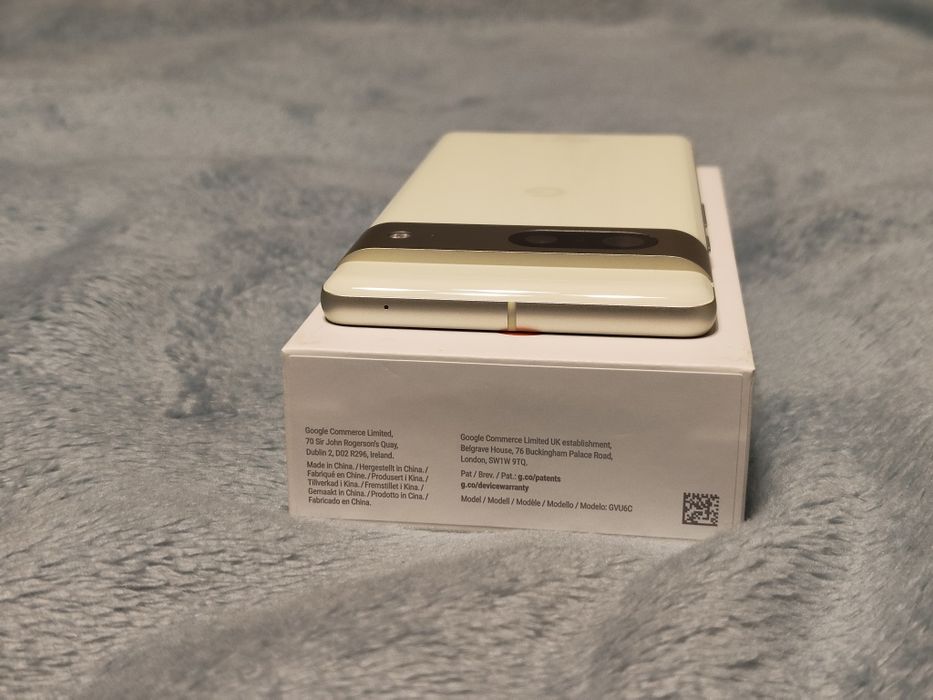 Pixel 7 256 GB Limegrass super stan, komplet + dwa etui, gwarancja