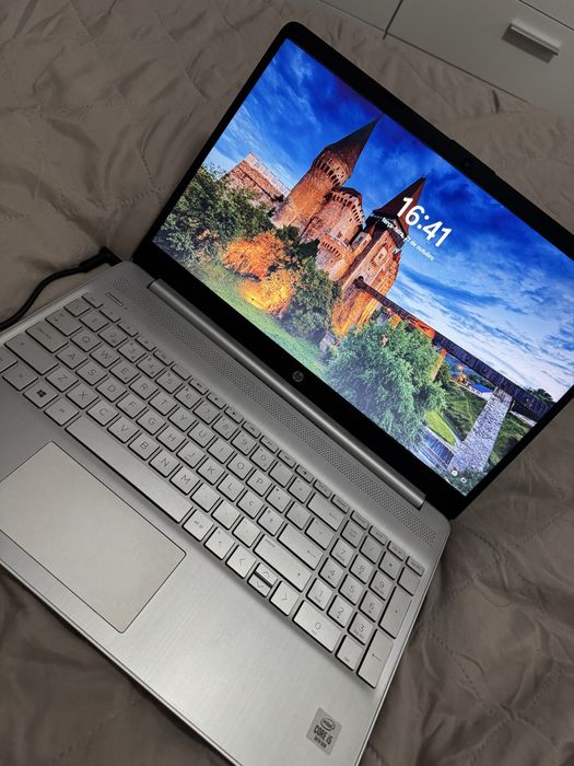 Computador HP (como novo)