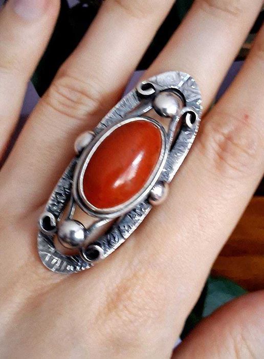 Pierścionek srebrny autorski z kamieniem (jaspis).