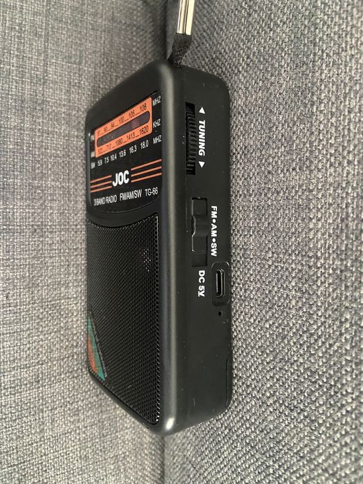 Rádio portátil + headlamp + apito com bússola