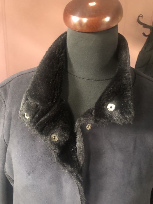 Kożuszek eco damski Wallis 42 czarny  , płaszczyk na guziki kieszenie.