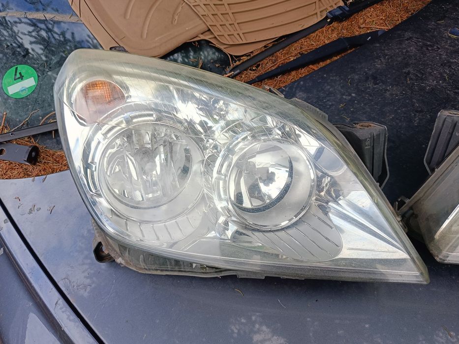 Komplet lamp przód astra h lift h7