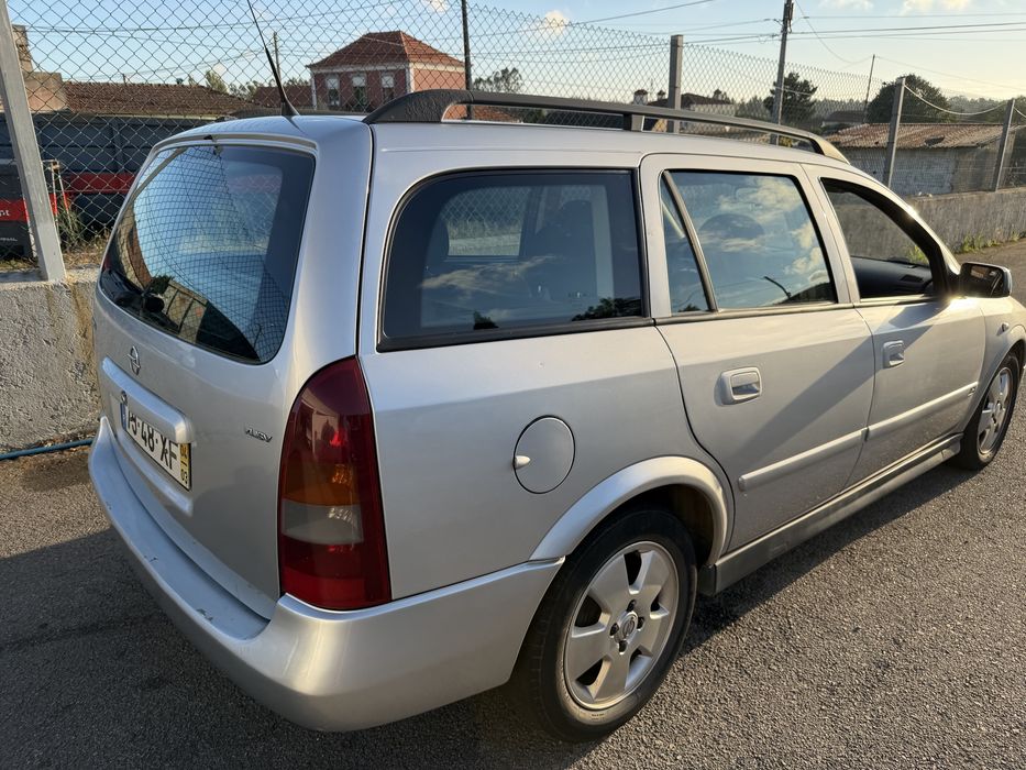 Opel astra caravan 1.4 16v