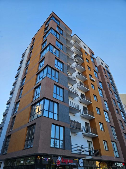 Продаж зданої 3кім.квартири по вулиці Незалежності! +комора!